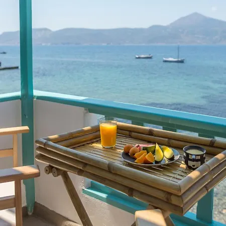 Turquoise Boathouse In Klima Ii Apartment