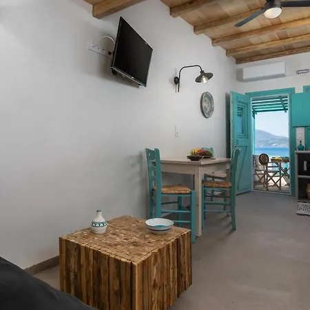 Apartment Turquoise Boathouse In Klima Ii Klima (Milos)