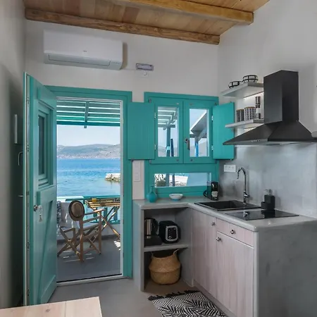 Apartment Turquoise Boathouse In Klima Ii