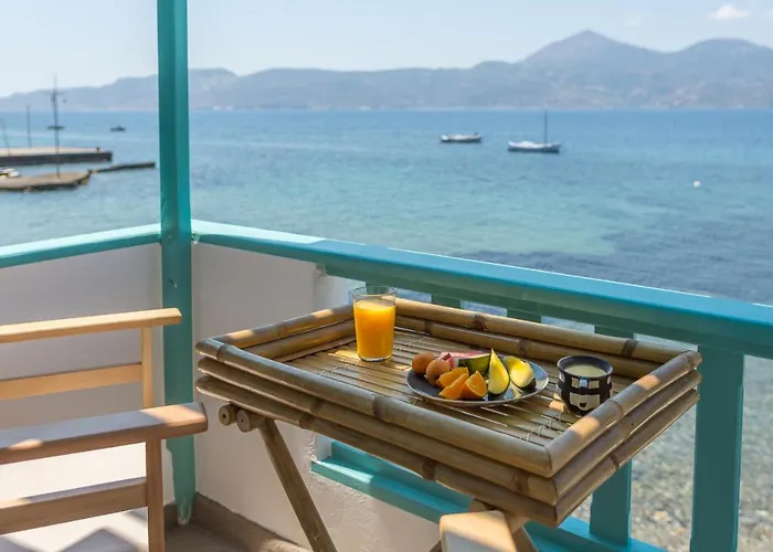 Turquoise Boathouse In Ii Apartman